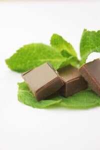 Uplifting mint chocolate bar