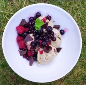 chocolate banana tahini vanilla nicecream recipe