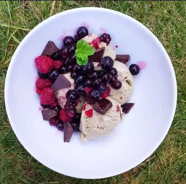 chocolate banana tahini vanilla nicecream recipe
